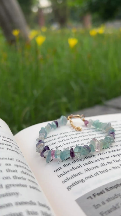 Multi-Fluorite Chip Bracelet